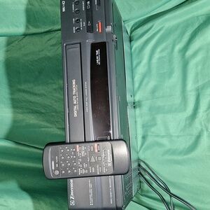 Emerson VCR With Remote In Good Condition Untested